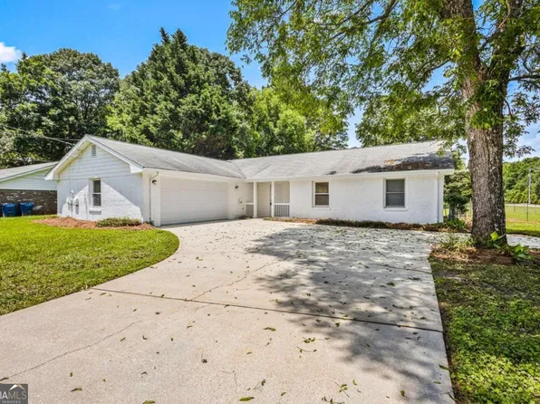 1698 Brandy Woods Trl SE, Conyers, GA 30013