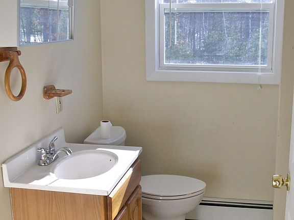 4th image of 22 Bishop Rd APT 10