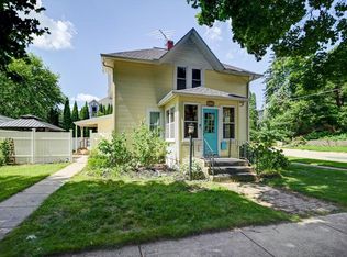 404 S Prairie St, Stoughton, WI 53589