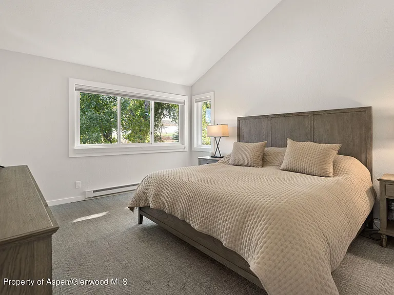 408 Snowmass Club Cir #10 — Photo 12