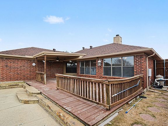 3rd image of 1622 Autumn Breeze Ln