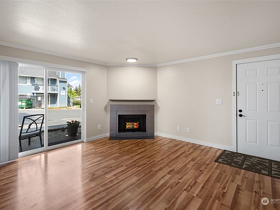 2nd image of 16817 Larch Way #D104
