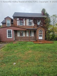 3213 Jackson Ave, Point Pleasant, WV, 25550