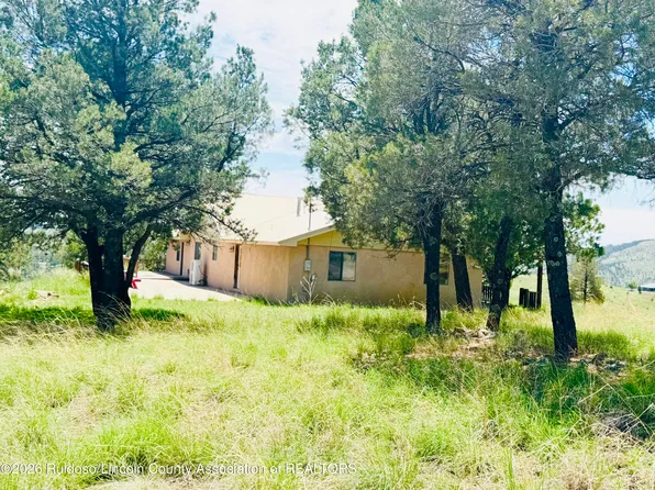 109 Judea Ct, Capitan, NM 88316