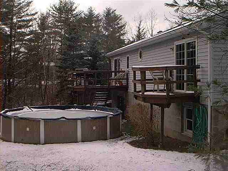 4th image of 121 CALHOUN Drive