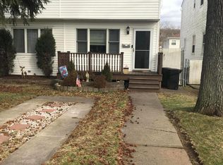 7 Chesterton Ave, Staten Island, NY 10306