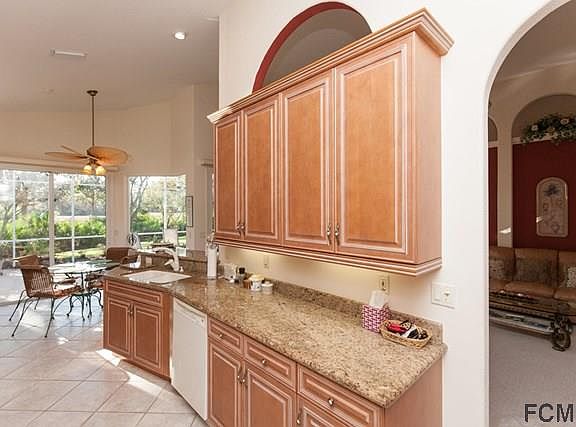 4th image of 26 Village View Dr