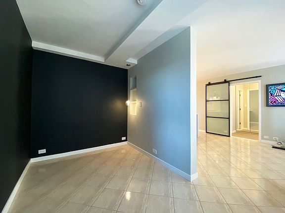 4th image of 3410 N Lake Shore Dr #6J