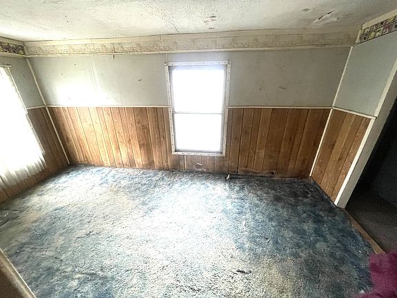5th image of 2921 N Butler Ave