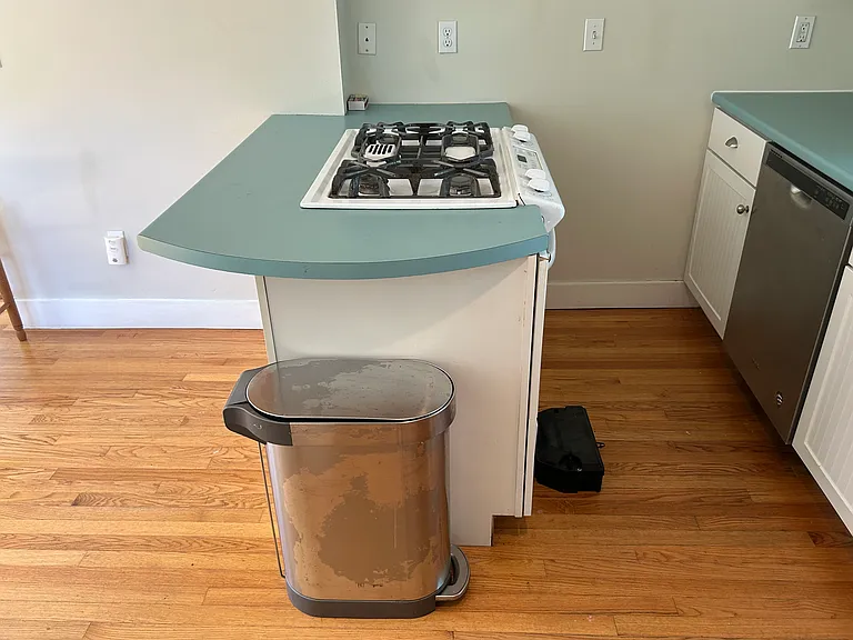 57 Underwood Rd — Photo 10