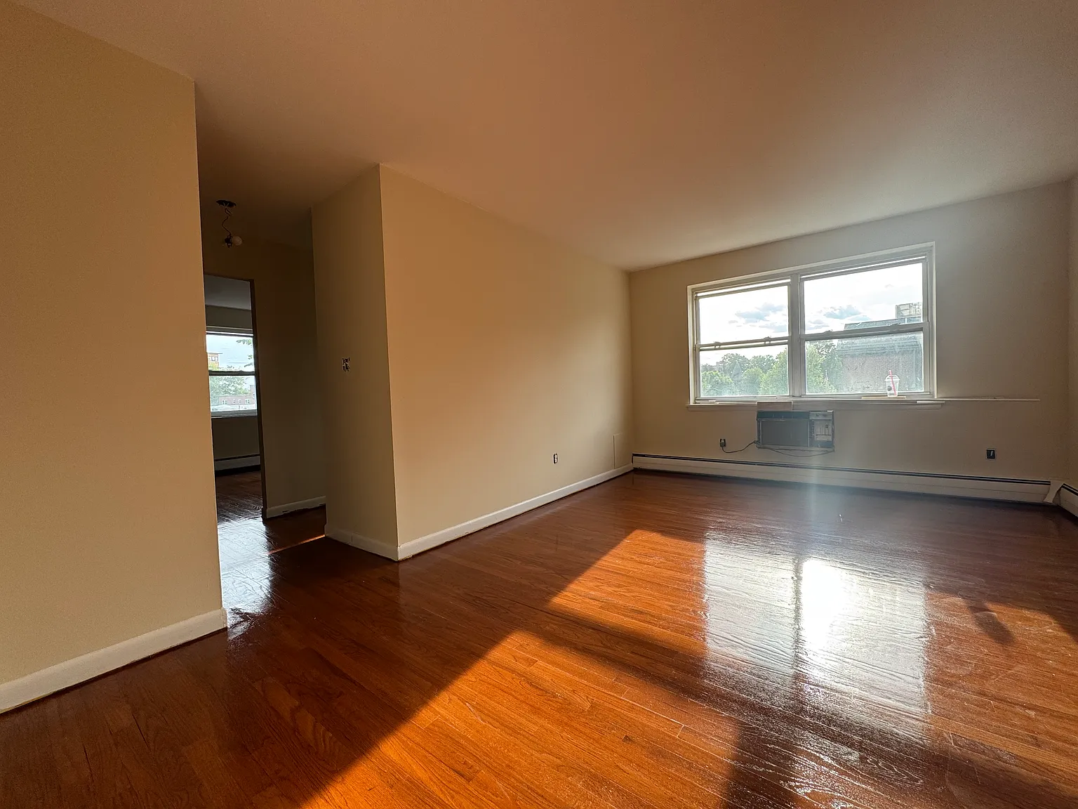 1 bed, 614 sqft, $1,245 — Photo 3