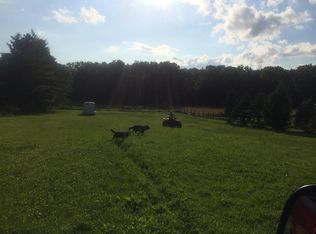 8464 Halverson Rd, Waterford, WI 53185