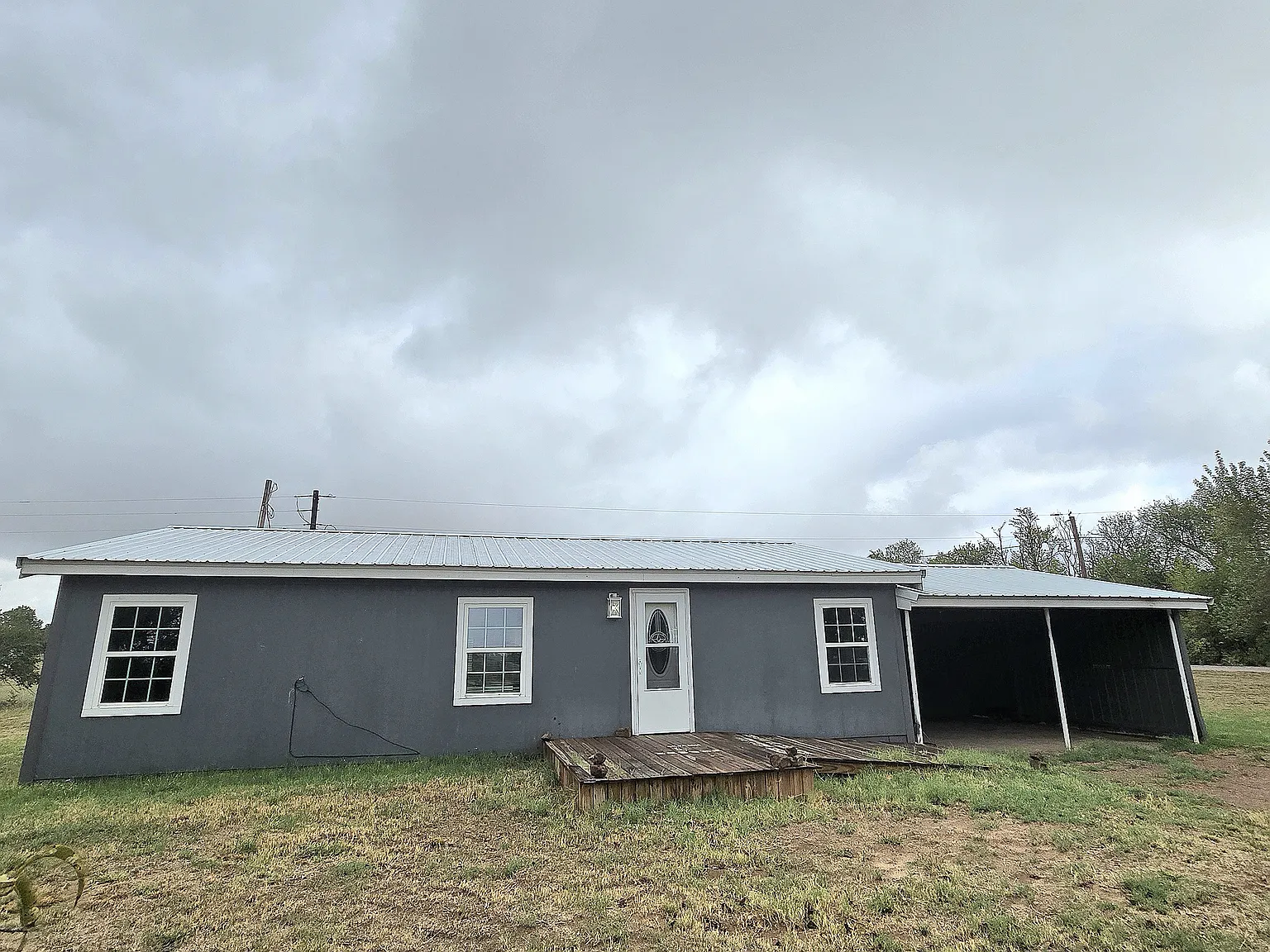 3 bed, 1120 sqft, $1,100 — Photo 1