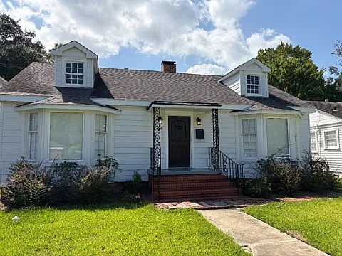 66 Bradford Ave