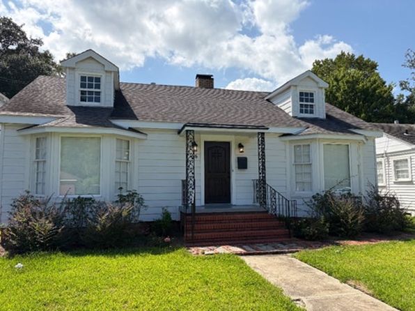 66 Bradford Ave
