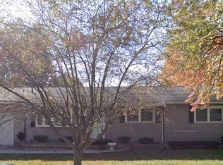 239 W Karen Dr, Decatur, IL 62526