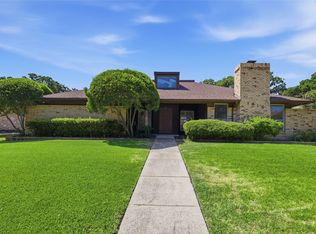 1814 Briarcrest Ln, Arlington, TX 76012