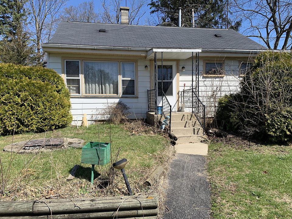 1st image of 23514 124th STREET