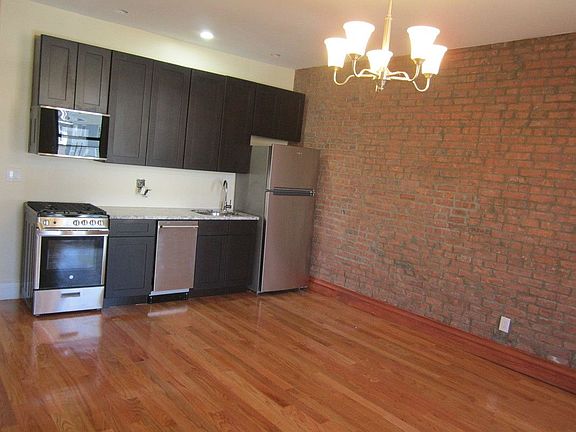 4th image of 122 Fenimore St #B3