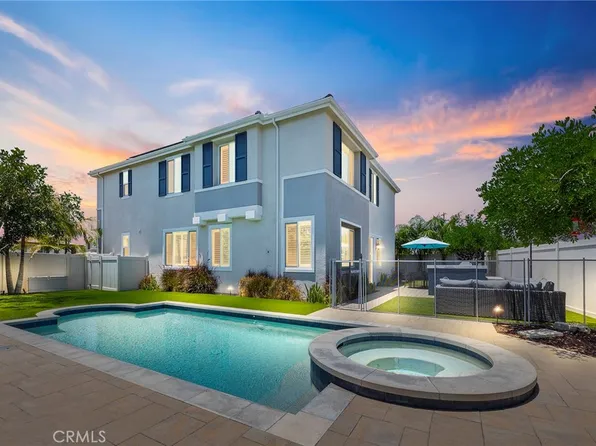 1179 Tesoro Pl, Vista, CA 92081