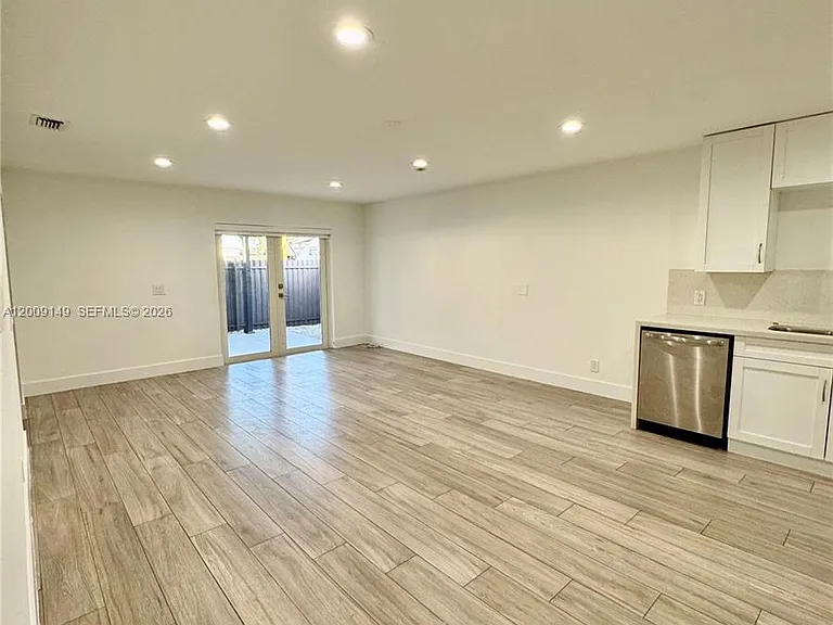 11770 SW 178th Ter — Photo 7