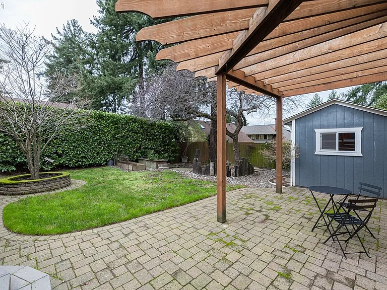 6641 E Burnside St #B — Photo 14