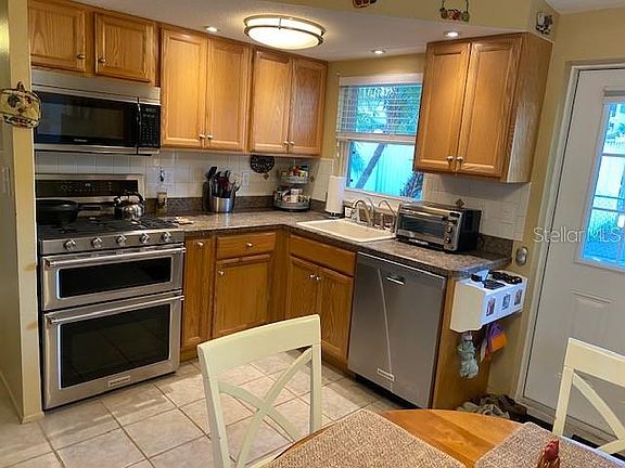 5th image of 6165 58th St N APT 7J