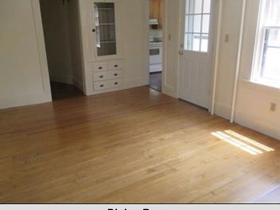 4th image of 22 Rockhill St APT 1