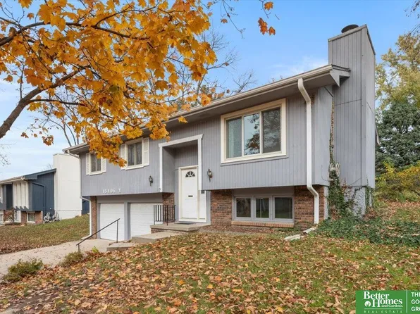 15406 Y St, Omaha, NE 68137
