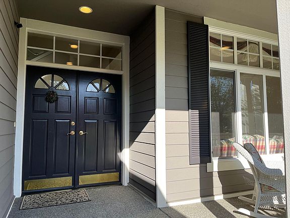 2nd image of 22909 SE 25th Pl