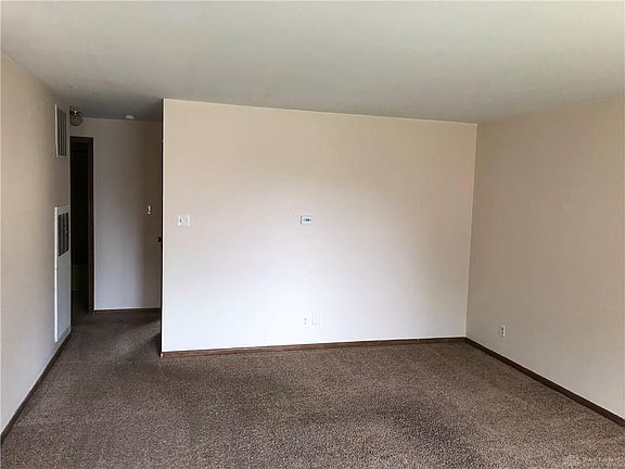 2nd image of 2345 Obetz Dr APT C
