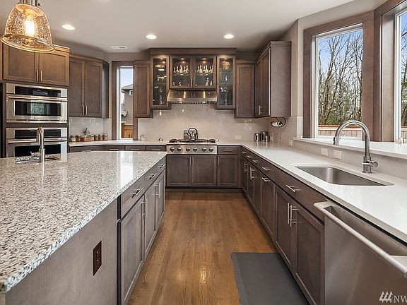 4th image of 26625 SE 9th Way