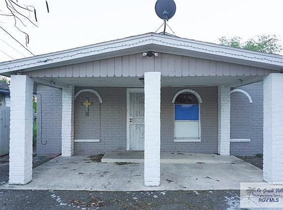 2nd image of 444 Hortencia Blvd