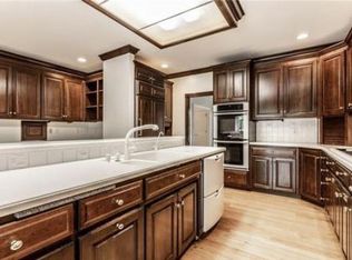 10778 Pine Valley Ct, Fishers, IN 46037