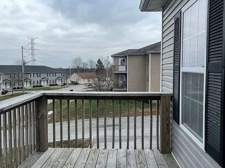 367 Upper Stone Ave #G — Photo 1