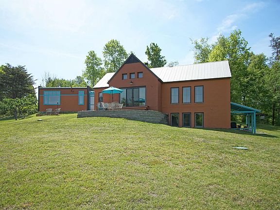 2nd image of 6230 Lilly Rd