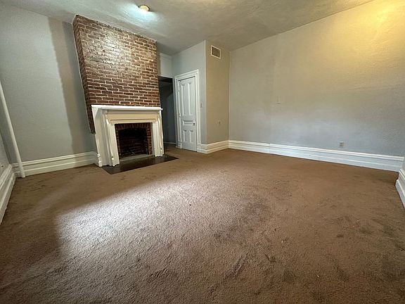 4th image of 333 Morewood Ave #5