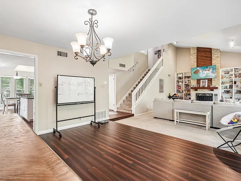 2639 Country Square St — Photo 16