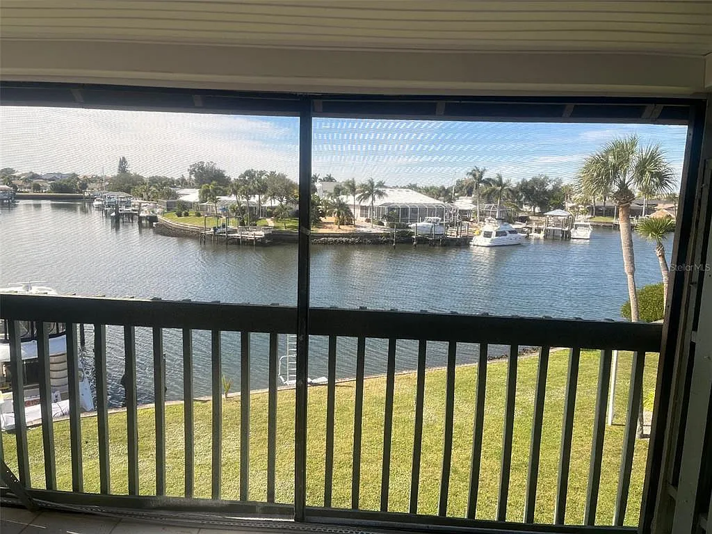 Building Photo - 1028 Apollo Beach Blvd #311