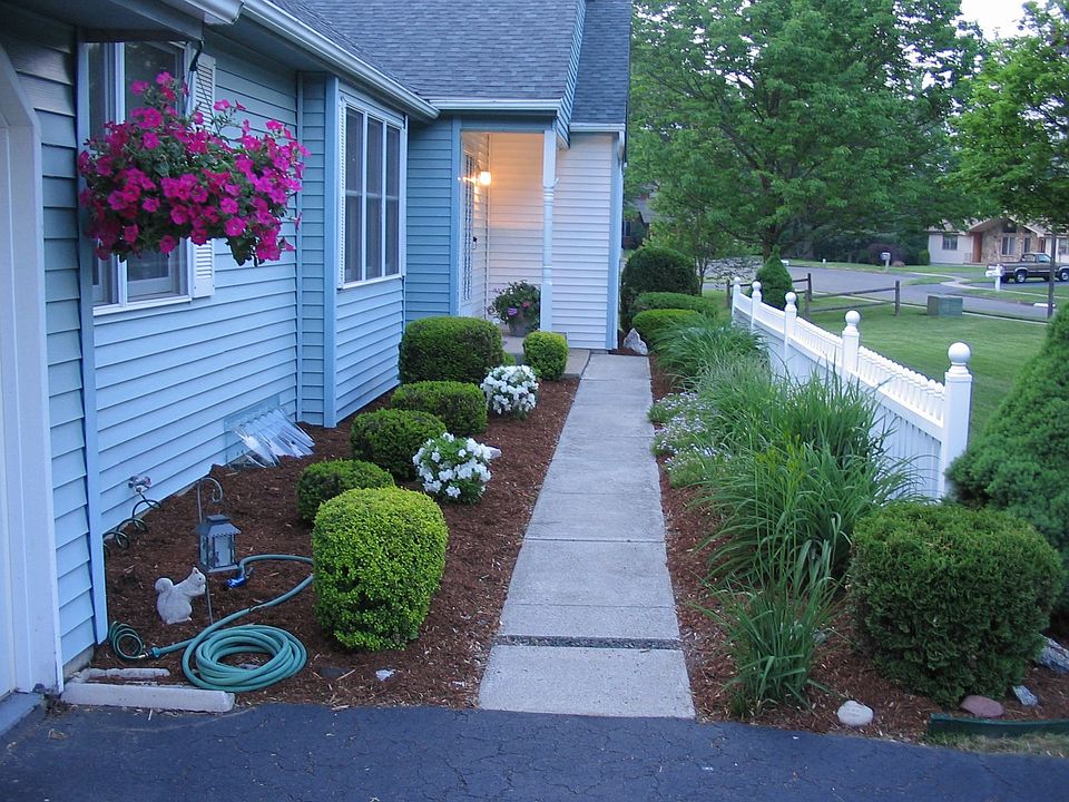 2nd image of 11 Victor Ln