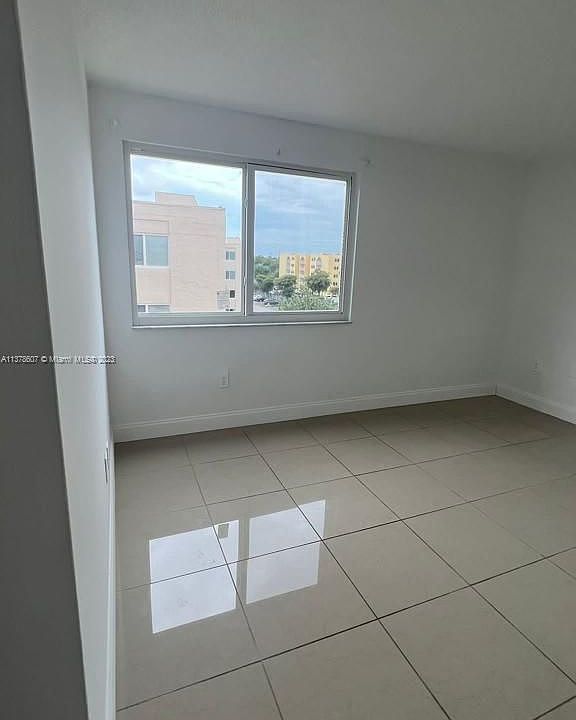 1st image of 6950 Miami Gardens Dr #2508