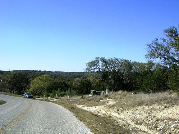 2nd image of 2457 Comal Spgs
