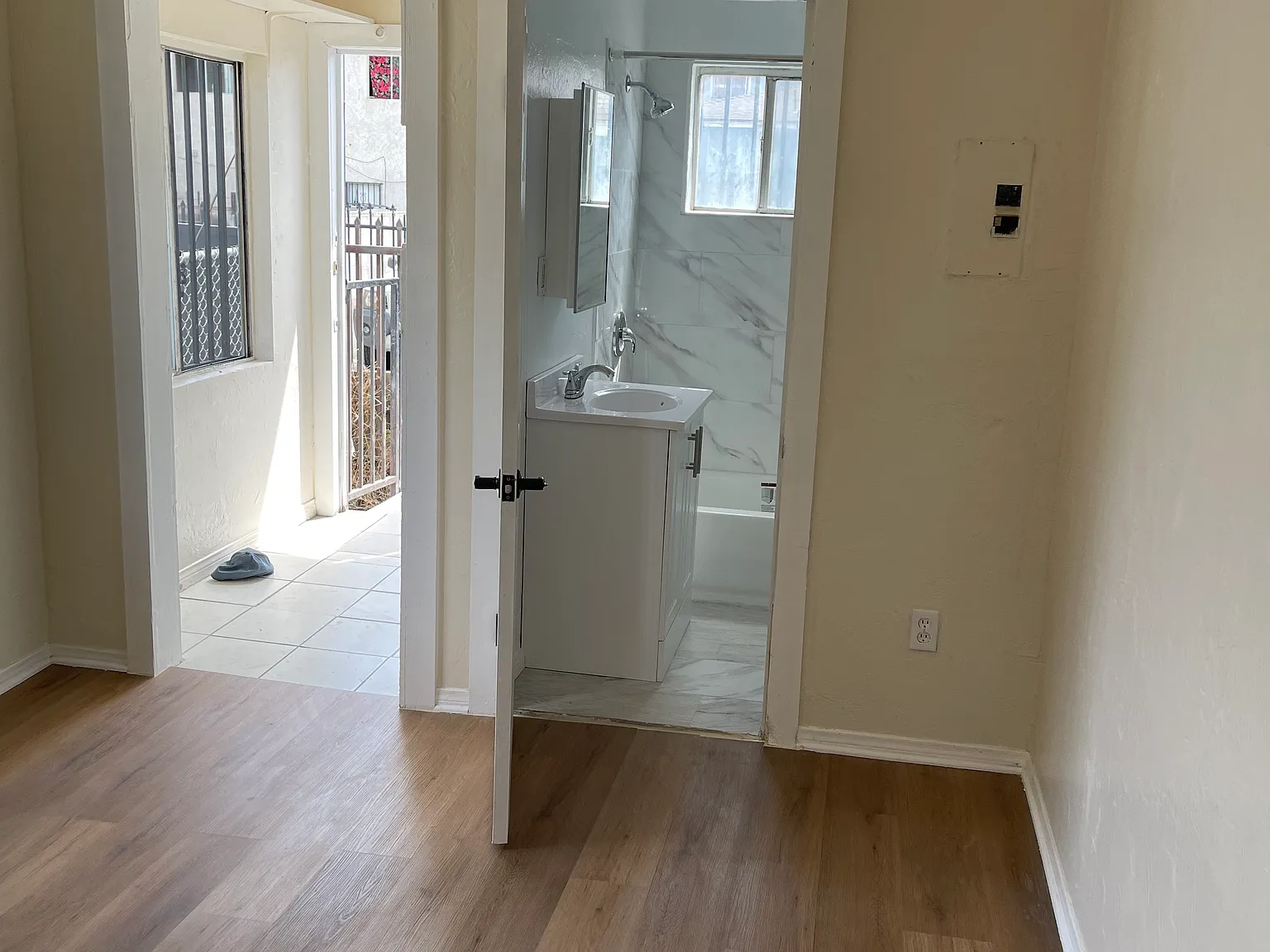 1 bed, 726 sqft, $1,850 — Photo 4