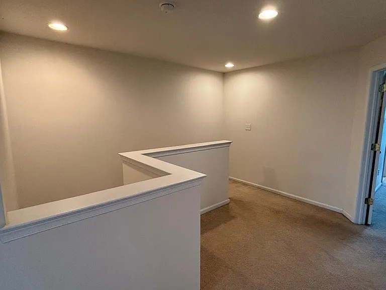1161 Tudor Dr — Photo 20