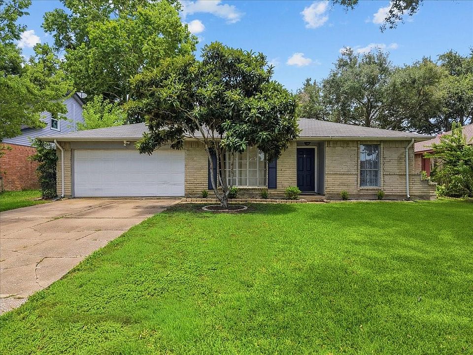 1st image of 17115 Bougainvilla Ln