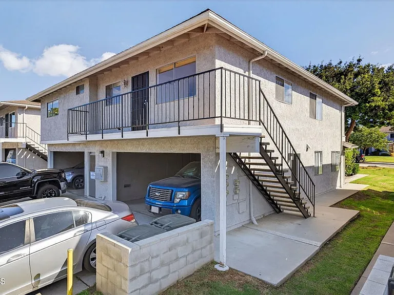 1179 Acadia Pl — Photo 13