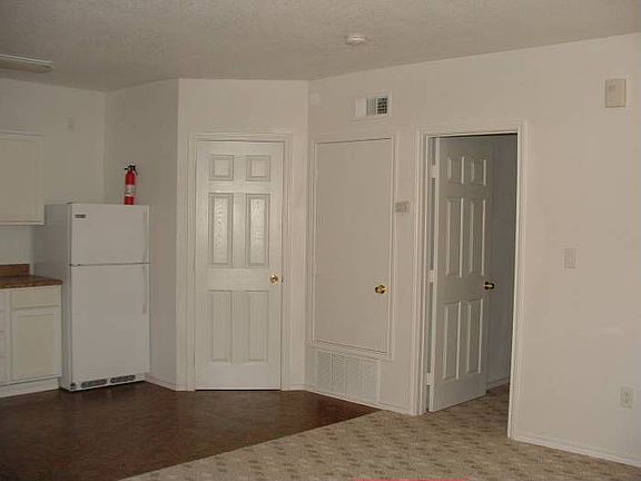 3rd image of 1820 56th St