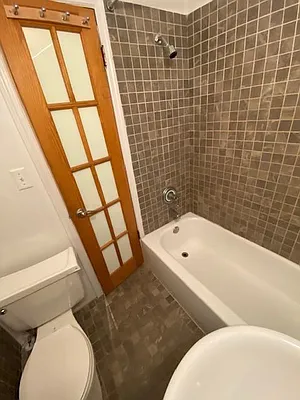 Rented by Performing Assets Corp | media 8