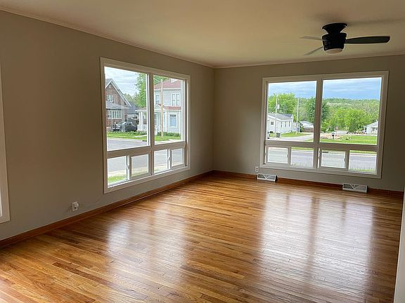Living room - dining room