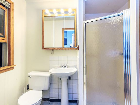 5th image of 311 N Henry St #4047320